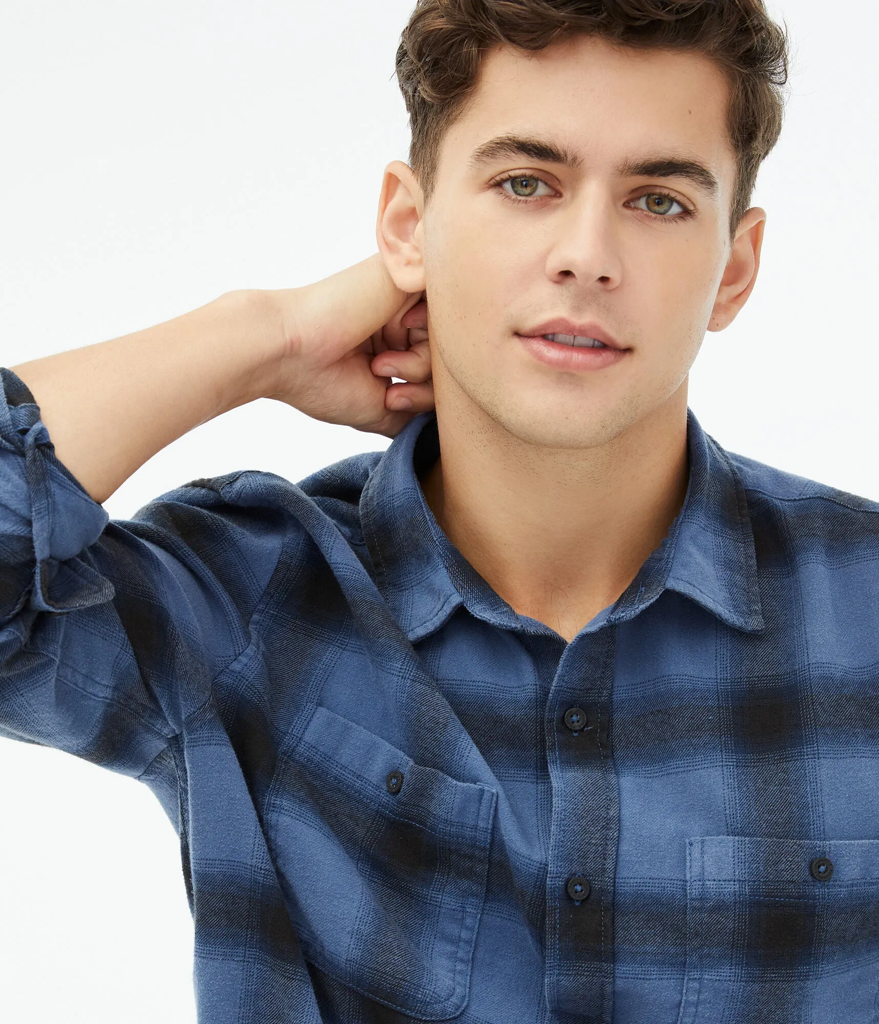 Aeropostale Men's Long Sleeve Relaxed Plaid Flannel Button-Down Shirt