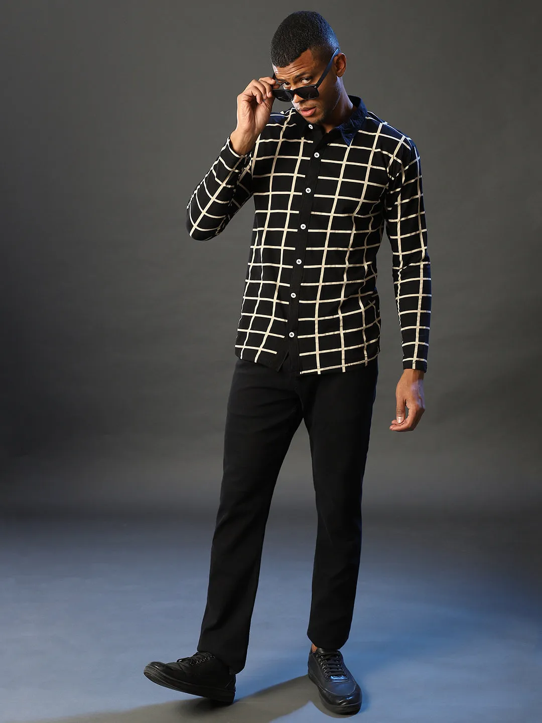 Campus Sutra Men Checkered Casual Spread Shirt