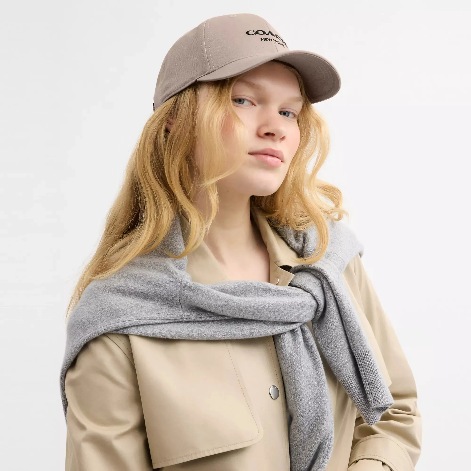 Coach Outlet Embroidered Baseball Hat
