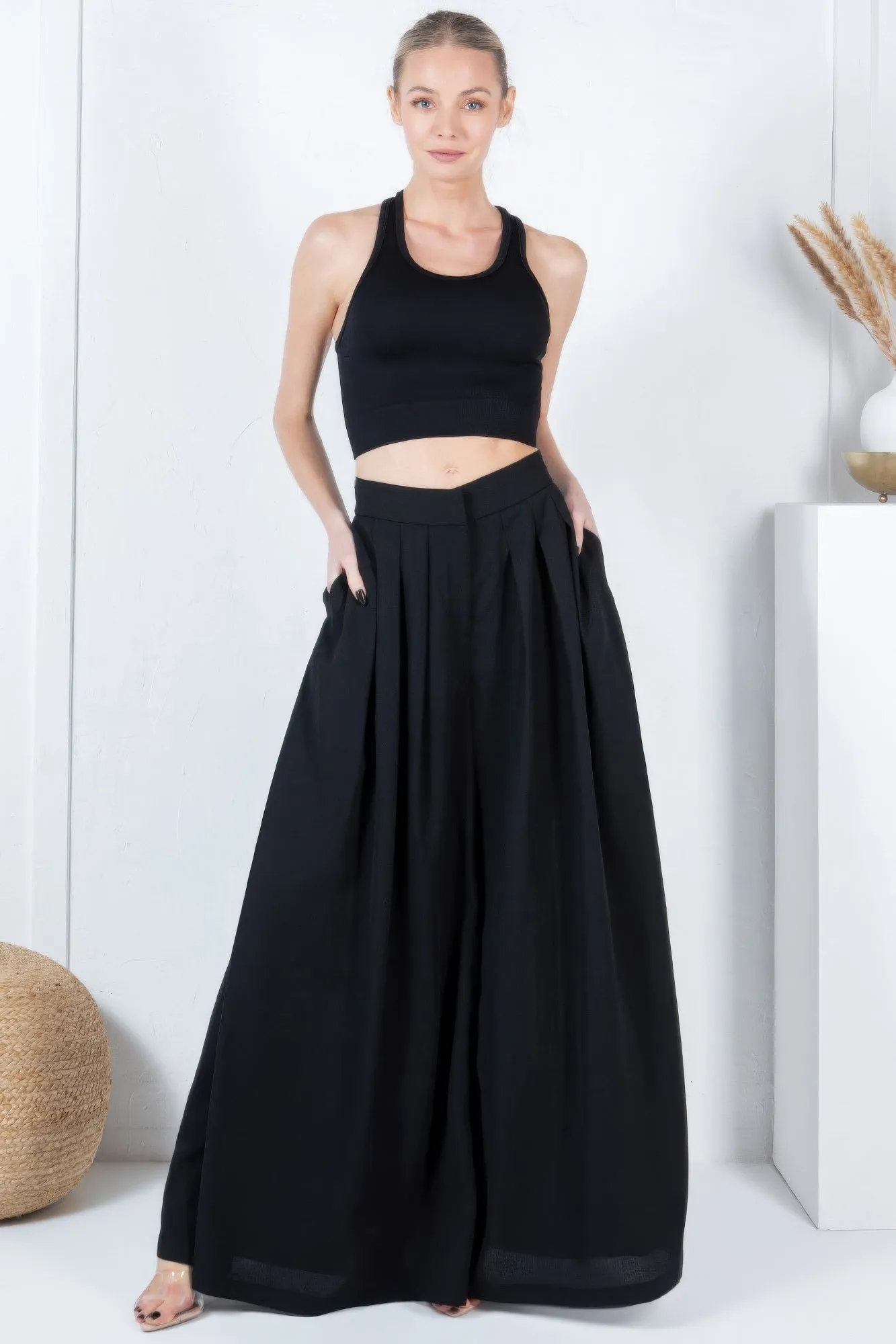 FASHNZFAB Women's Large Hem Wide Leg Pleated Solid Pants