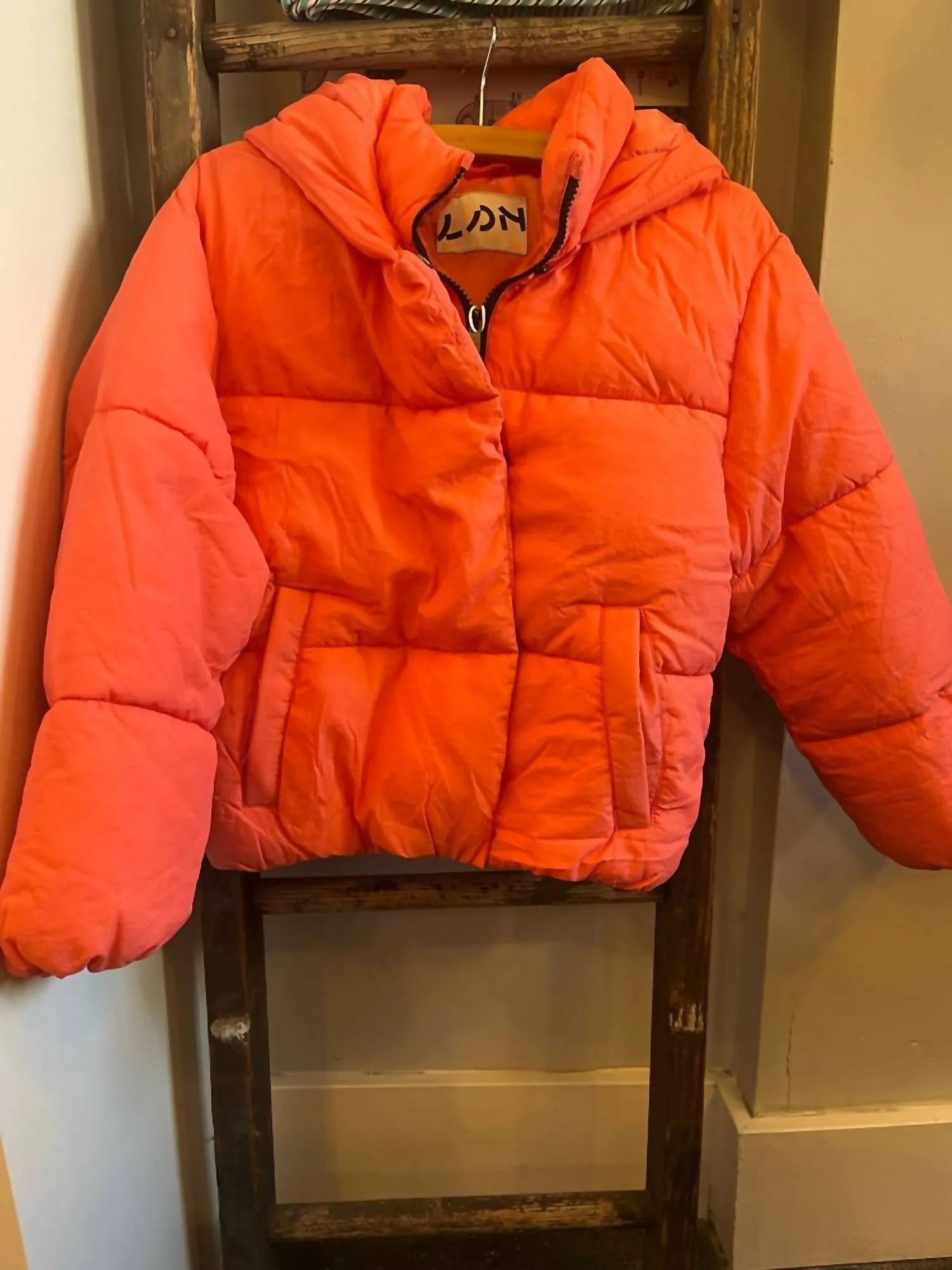 Kid's Puffer Jacket In Neon Salmon