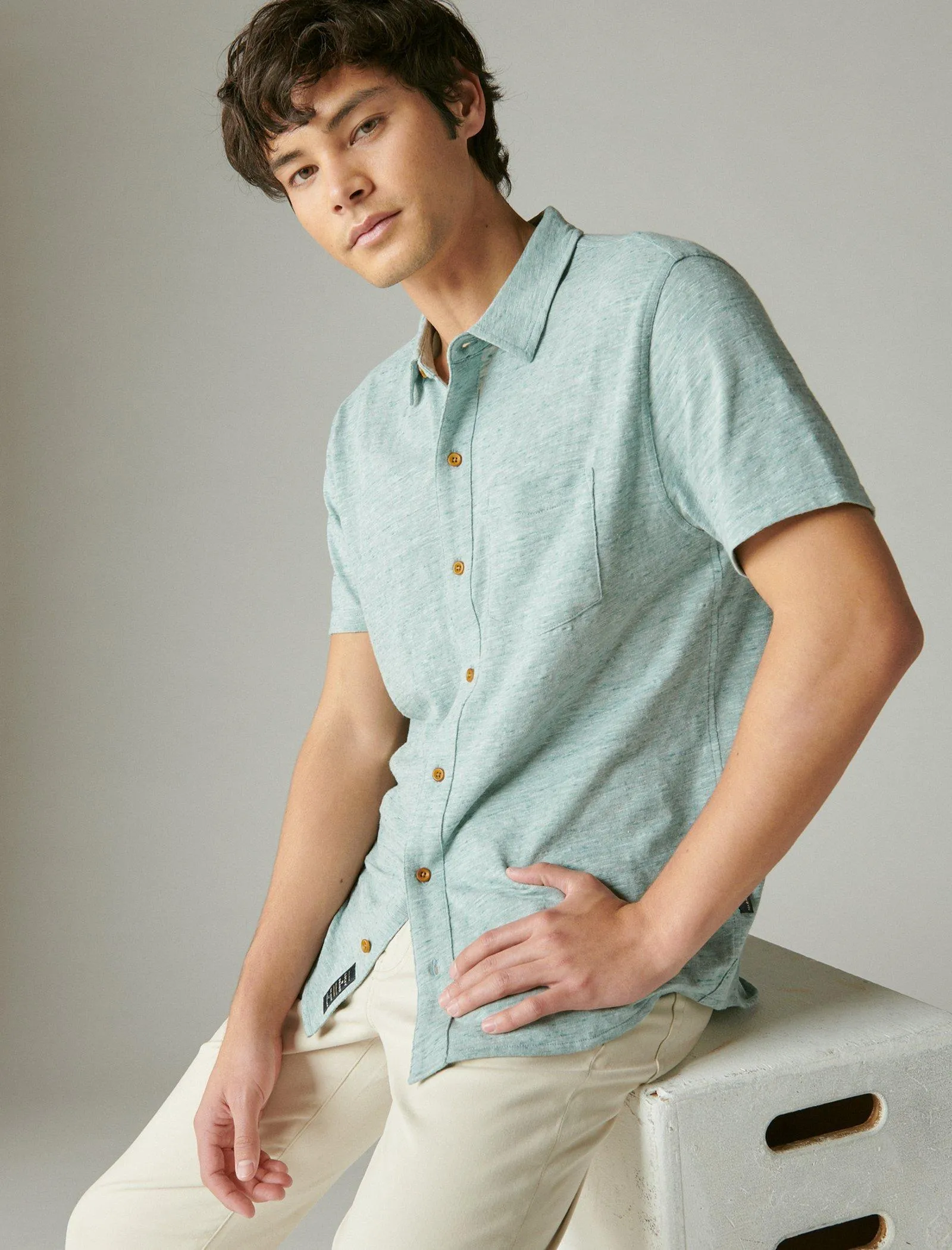 Lucky Brand Men's Linen Short Sleeve Button Up Shirt