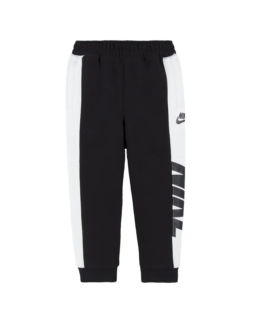 Nike Logo Jogger Pant