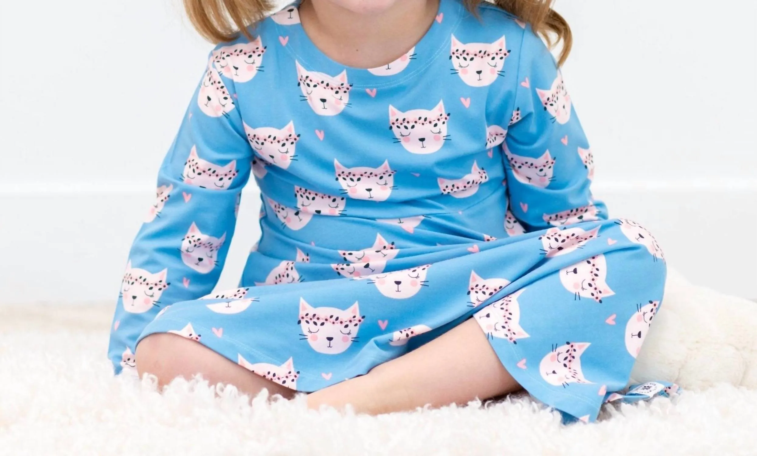 Pretty Pink Cat Swirly Girl Kid's Girl Dress In Blue