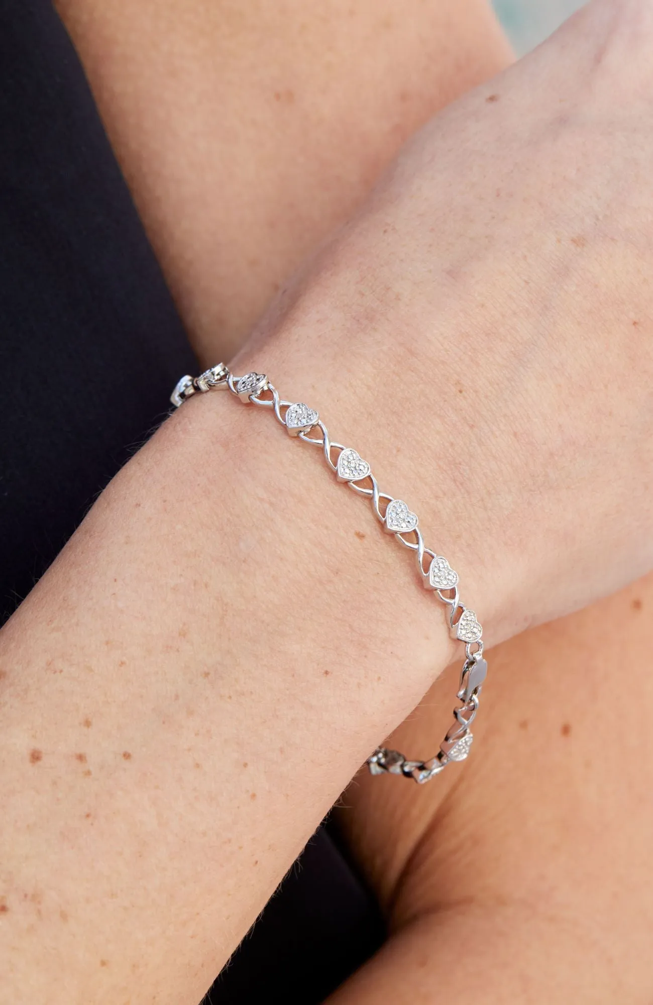 STERLING SILVER WHITE DIA HEART BRACELET