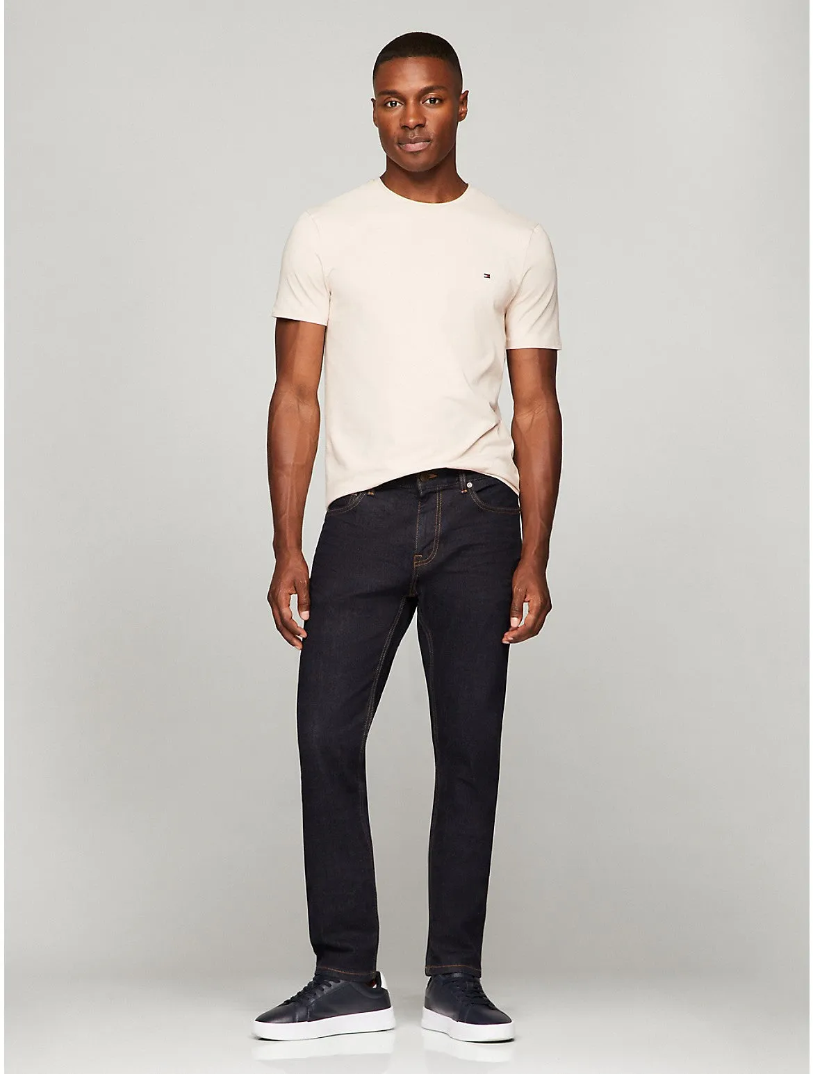 Tommy Hilfiger Men's Slim Fit Solid T-Shirt